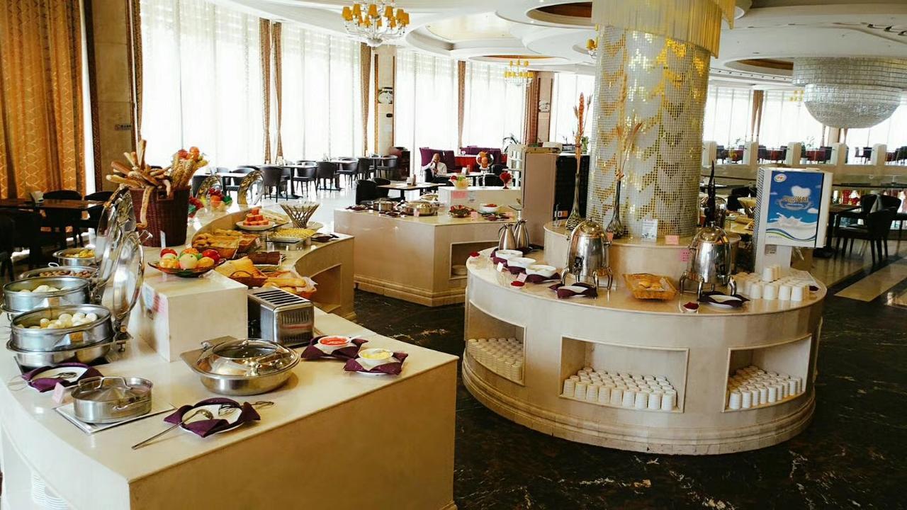 Xiangjiang Hotel Kunming Exterior foto